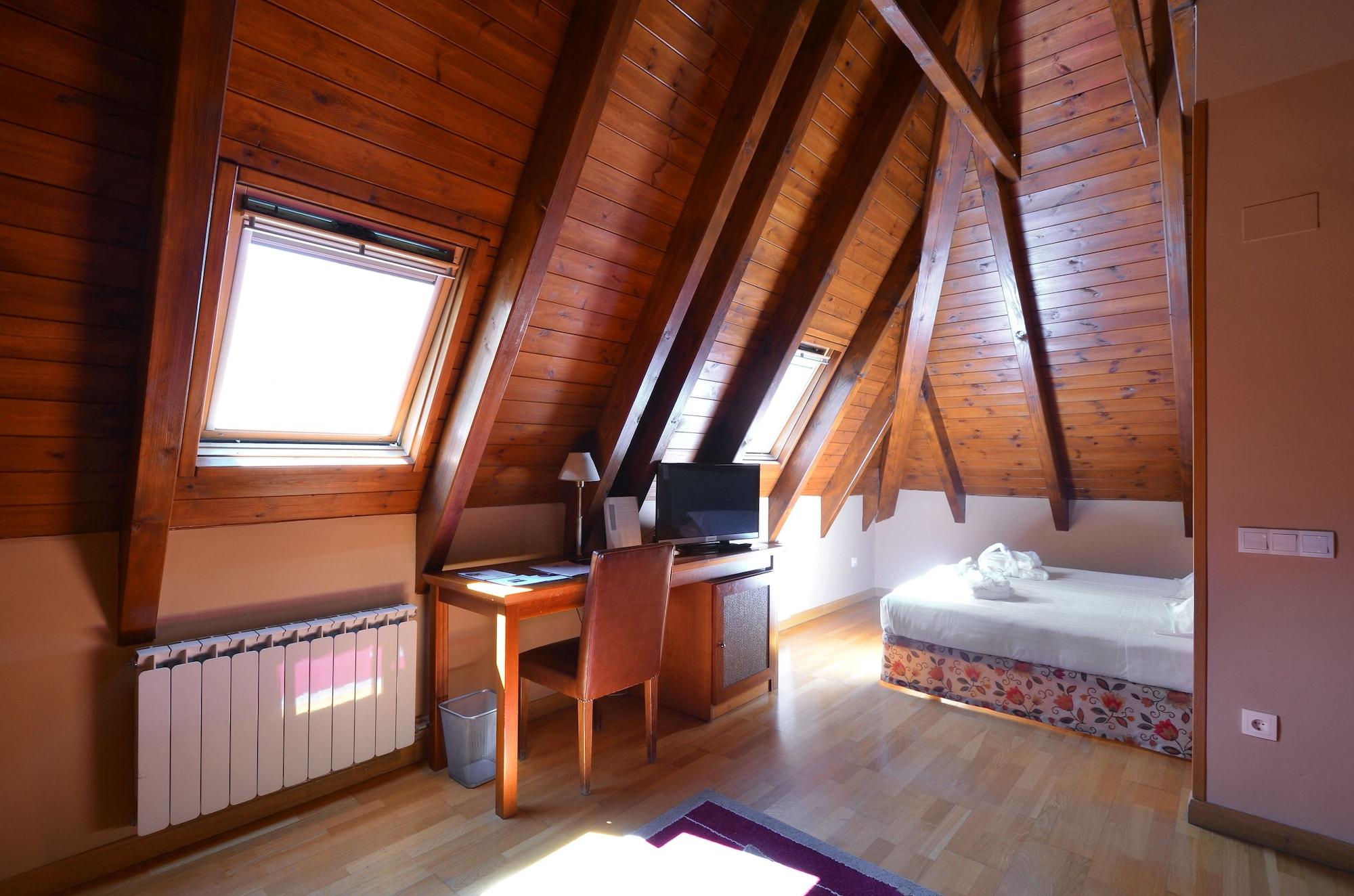 Hotel Spa Acevi Val D'Aran เบียญา ภายนอก รูปภาพ
