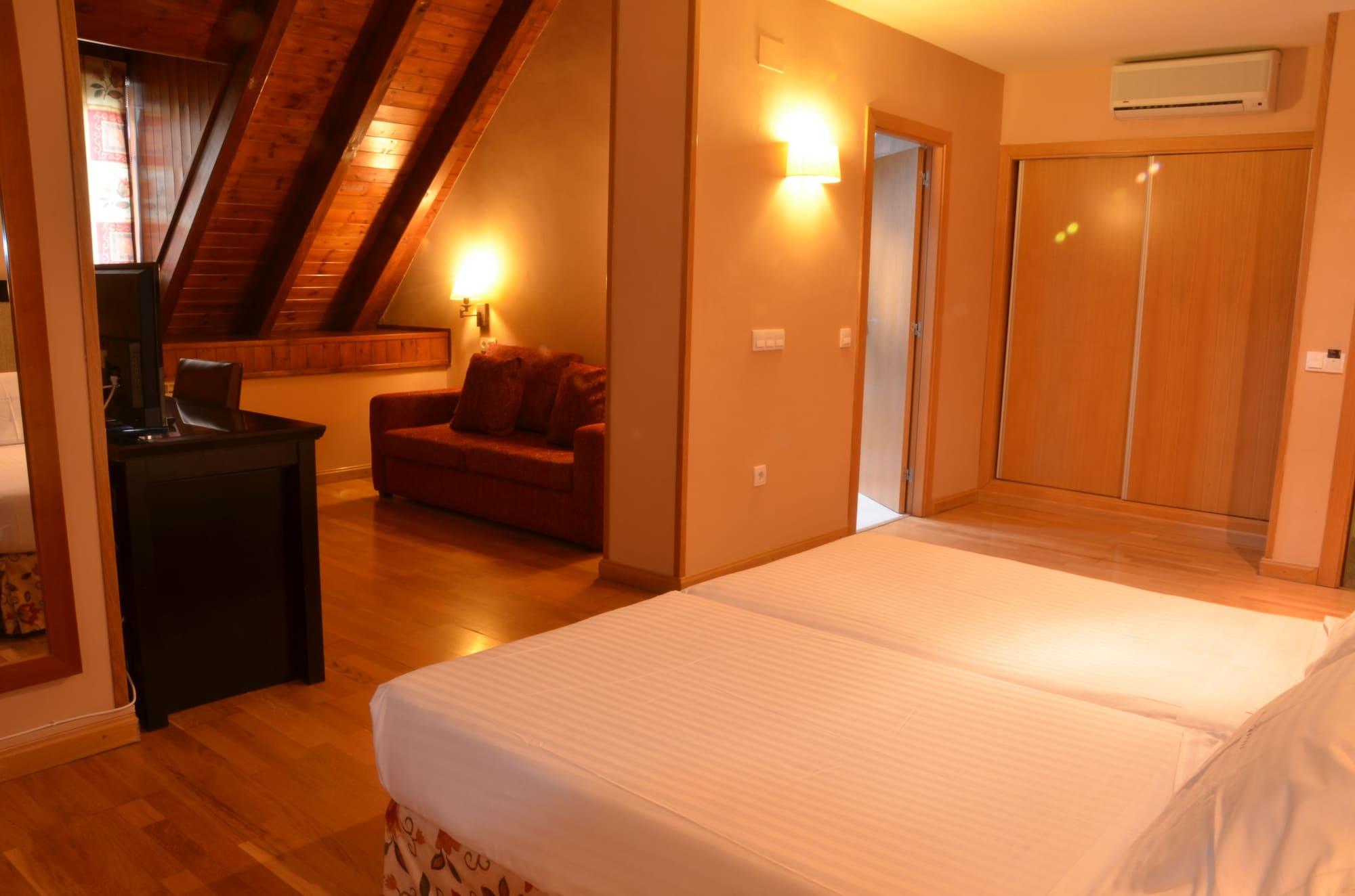 Hotel Spa Acevi Val D'Aran เบียญา ภายนอก รูปภาพ