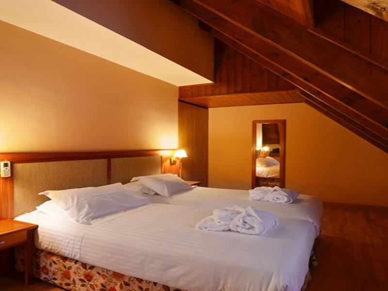 Hotel Spa Acevi Val D'Aran เบียญา ภายนอก รูปภาพ